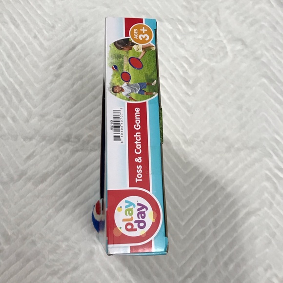 Play Day Toss & Catch Game Set Ball Velcro Catch throw n stick paddleball - Picture 4 of 5